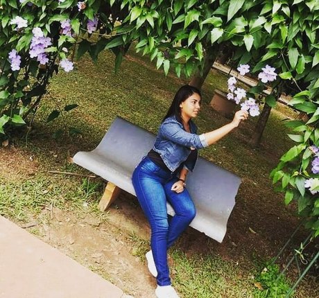 Evelim Alves 裸モデル 写真