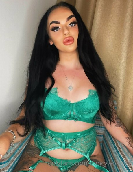 itsnancywoodfree ポルノスター セックス 写真