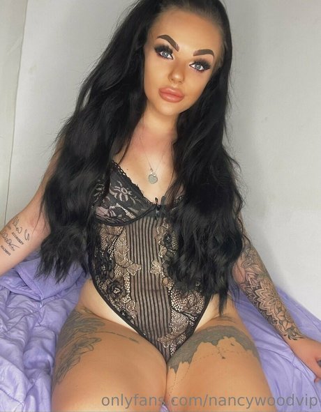 アナルファックオンリーファンズ 無料 画像