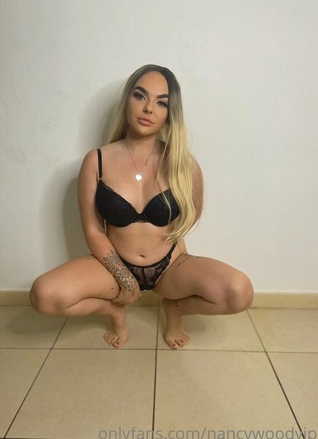 ゲイランジェリーオンリーファンズ ヌード ギャラリー