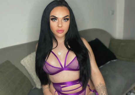 ワックスオンリーファン 裸 写真