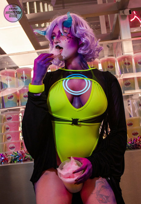 40歳のオンリーファンズ 美しいポルノ 写真