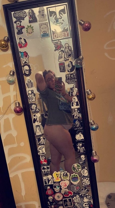 レズビアン誘惑オンリーファンズ ホットポルノ ギャラリー