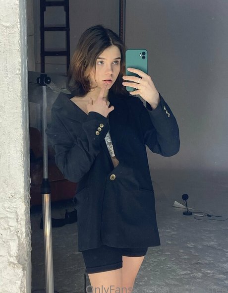 vrushka free スター 写真