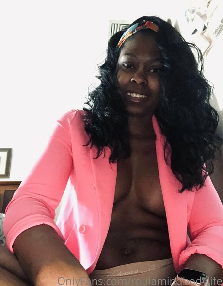 roulamindbodylife ポルノスター 写真