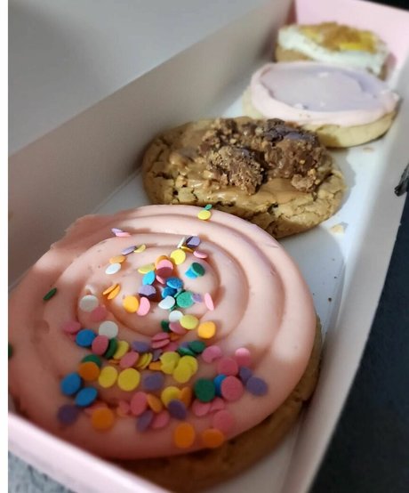 アジアン潮吹き オンリーファンズ えろ 画像