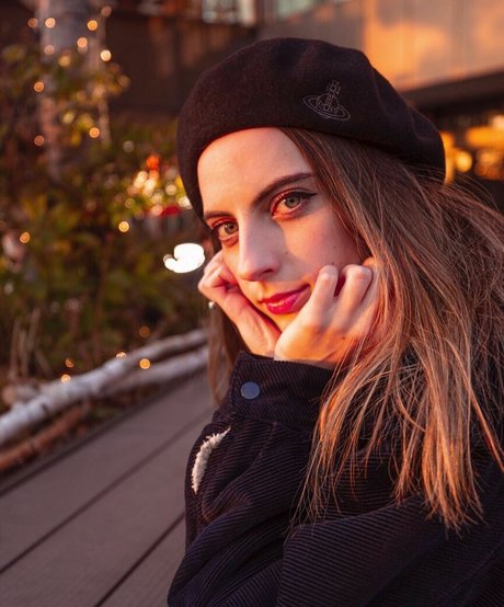 ボディビルダーヌードオンリーファンズ ホットポルノ 写真