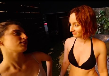 Seerasan アダルトモデル 写真