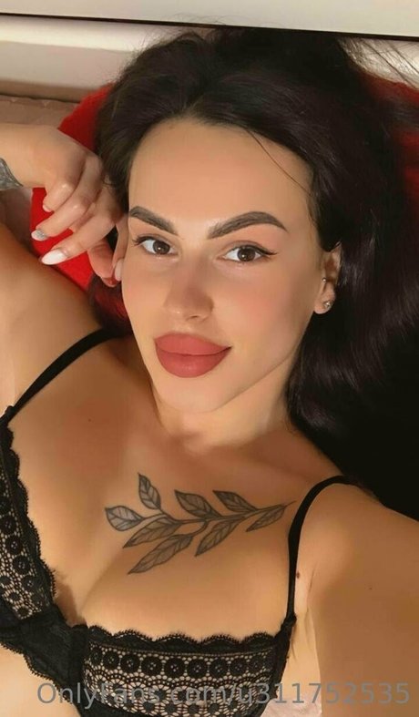 ennyfree モデル 写真