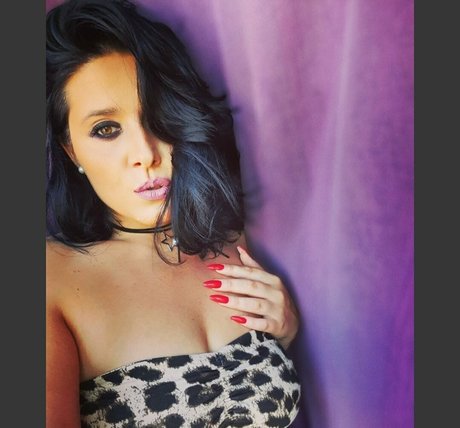 hotsexymommy69 かわいいポルノスター 画像