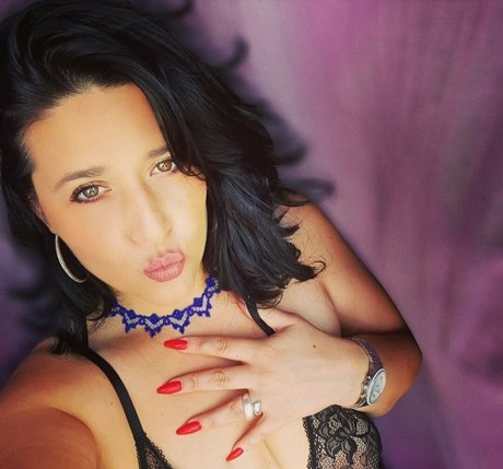 hotsexymommy69 トップ女優 写真