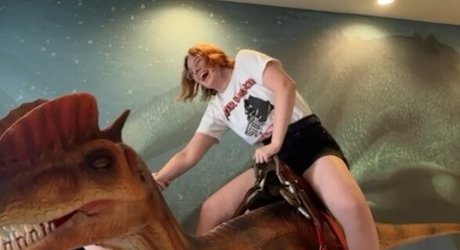 巨大ディルドオンリーファンズ HD 写真