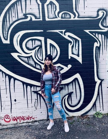 熟女 BBC オンリーファンズ セクシーヌード 画像