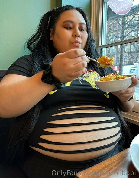 異人種間オンリーファンズ ポルノグラフィック 画像