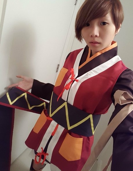 オープンレッグオンリーファン 無料 写真