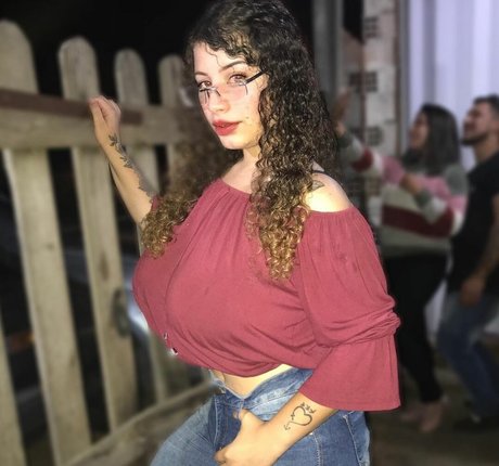 Ashley Alves 素敵なスター 写真