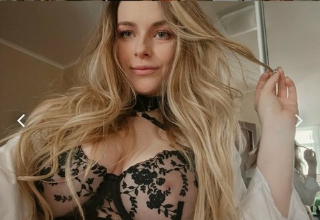 lamonesuch エロティック女優 写真