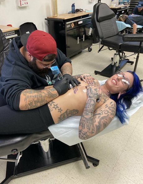 angelvicious ヌード女優 アーカイブ