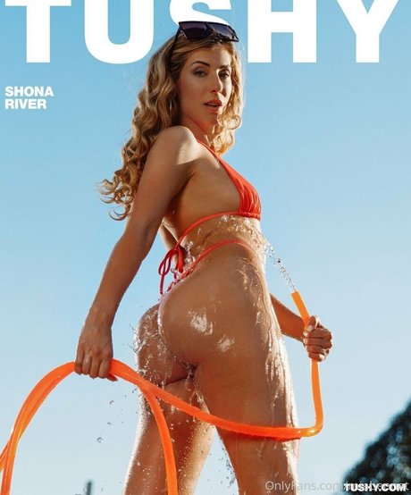 ティックトックスター オンリーファンズ セクシーヌード ギャラリー