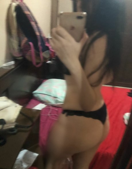 タンオンリーファン 美しいヌード 画像