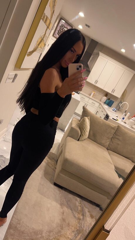 マッサージセラピストオンリーファンズ ポルノグラフィック 写真