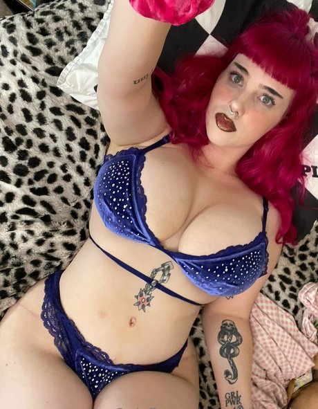 タトゥーオンリーファン ポルノ 写真