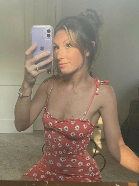 lilmissvixennnn 裸のポルノスター 写真