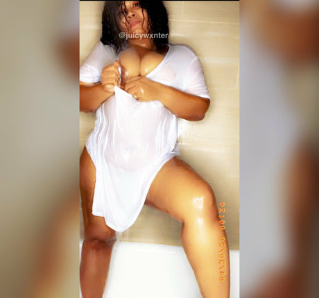 バニー無料オンリーファンズ ホットヌード 画像