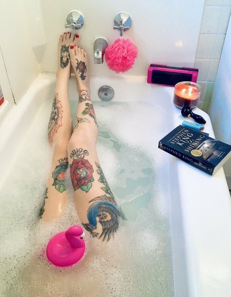 wonderwanny アートモデル ギャラリー