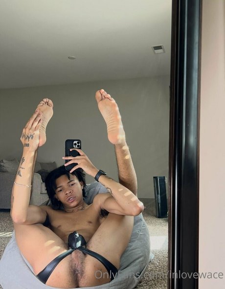 inlovewace トップスター 写真