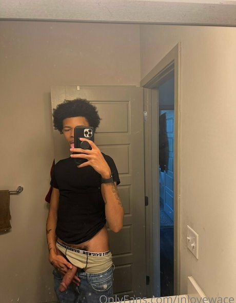 inlovewace エロティックなポルノスター 写真