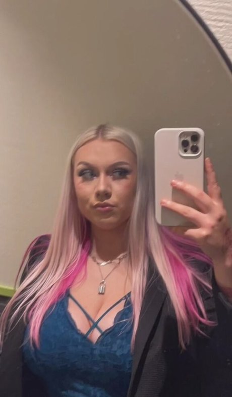 Emma H 独占モデル アーカイブ