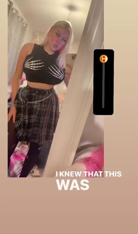 Emma H かわいいポルノスター アーカイブ