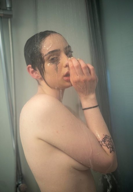 Didem ustuner トップ女優 写真