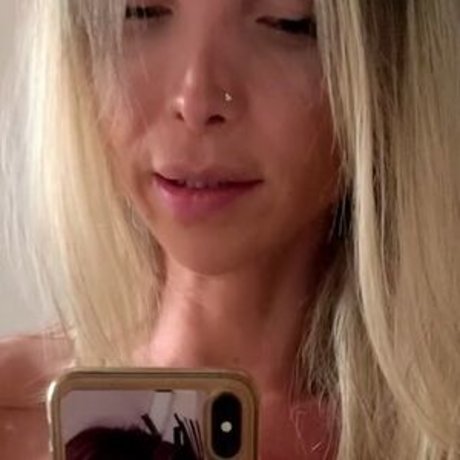 フィットネスアナルオンリーファンズ アダルト 画像