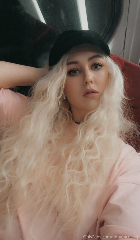 annanicolevip かわいいスター 写真