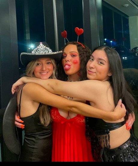 異人種間のPAWG オンリーファンズ 無料裸 写真