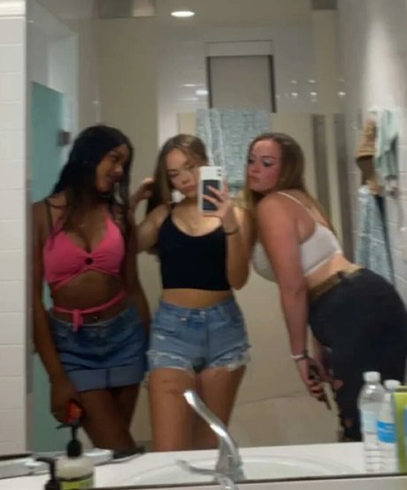 Hannah B セクシーなスター 写真