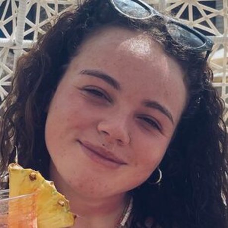 曲線美のxxx オンリーファンズ ホットヌード 写真