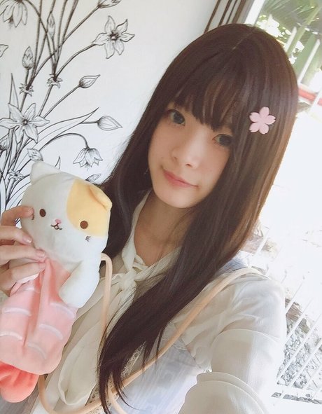 FurarOoO 裸のモデル 画像