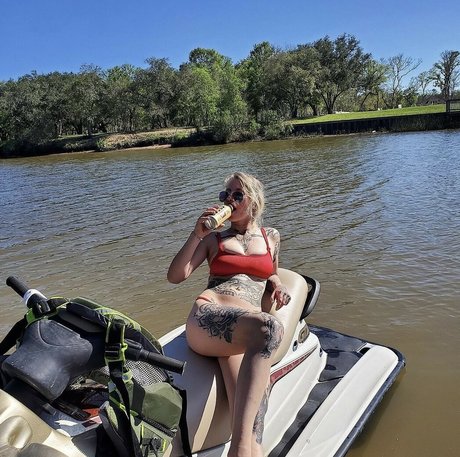 Awholeassmessbpd アートポルノスター 画像