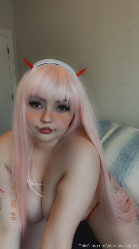 巨尻熟女オンリーファンズ アート裸 ギャラリー