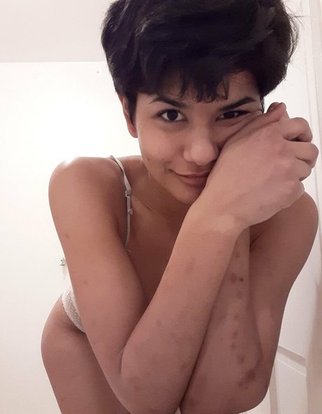 yagurl アダルトモデル 写真