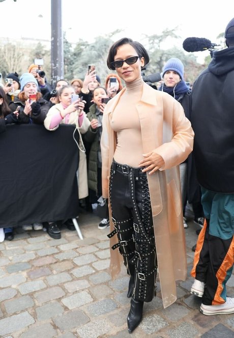 Taylor Russell セックススター 画像