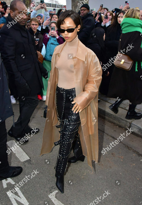 Taylor Russell ポルノスター ベスト 写真