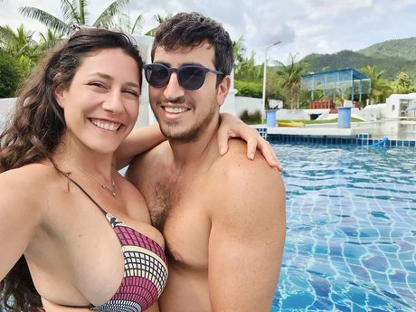 Hadar Simon エロティックなスター ギャラリー