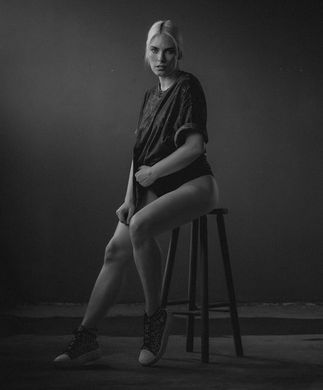 Rafaela Tomasi セックススター 写真