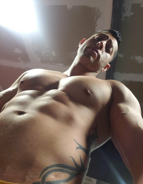 黒檀BDSMオンリーファンズ 無料ポルノ 写真