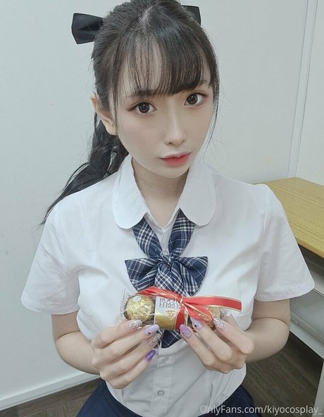 Kiyocosplay ポルノスター ヌード 画像