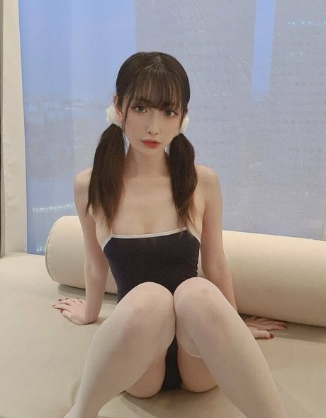 Kiyocosplay スター ヌード 写真